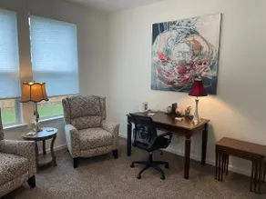 Luxurious 4 BR Full of Art and Close to It All! - Image 5