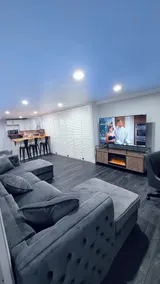 La Maison Noir Deux - Image 2