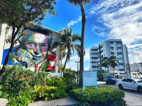 Condado Center BEACH & Party 2bd/1.5ba w/ Laundry - Image 2