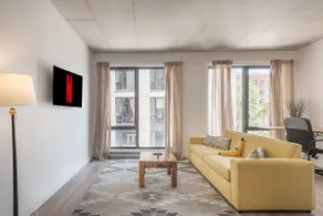 Chic 2BR • Balcony • Old Port & Downtown + Parking - Image 3