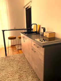 Top kitchen, modern, free parking, - Image 2