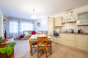 [Ground Floor - Asiago center] a stone's throw from everything - Image 5