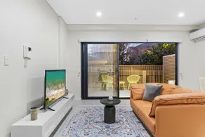 Urban Oasis in Heart of Homebush - Image 5