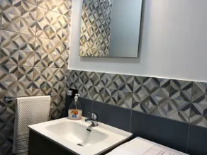Delightful little apartment in the main street of downtown - Image 2