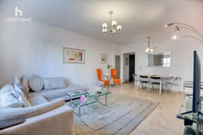 Comfy-Host Prime 2BR Apartment In Rehab City - Image 3
