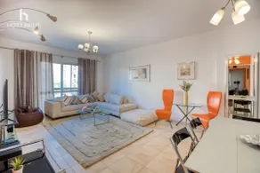 Comfy-Host Prime 2BR Apartment In Rehab City - Image 4