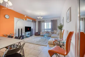 Comfy-Host Prime 2BR Apartment In Rehab City - Image 2