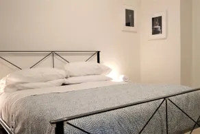 Wine Apartments Florence Verdicchio  - Image 3