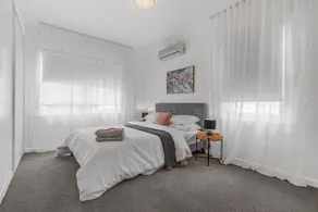Pet-friendly 3BR/2BA near river — The Stables - Image 5