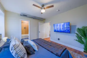 Brand New! Lawrenceville KING Suite - Huge Balcony - Image 3