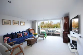 The Oars - Riverfront Property - Image 4