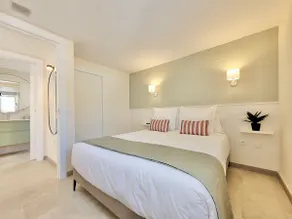 Club Apartments by Grupo Compostelana 7 - Image 3