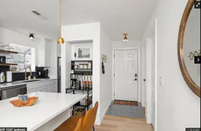 Modern Elegance & walk to the lake @ Indian Point! - Image 3