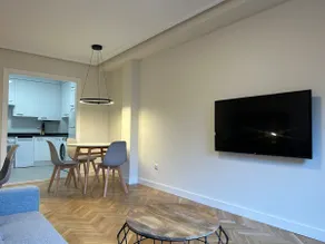 Refurbished, central, garage, Wi-Fi - Image 2