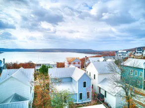 Big Family Friendly Lake House - Image 4