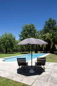 Cottage with amazing pool - Image 3