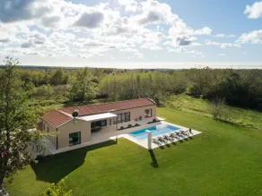 Villa Vesna - Premium Collection - Image 2