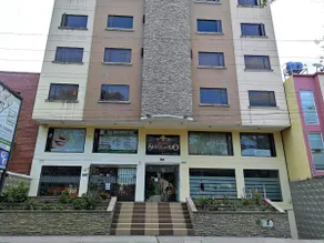 Luxurious Suite in Norte Loja + WiFi + Free Parking - Image 3