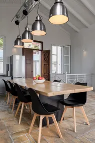 Iris Home - Image 2