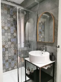 Unique City Centre Apartment 9B - Image 5