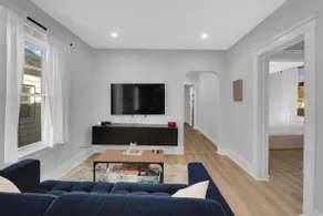 Cozy 2-BR Home by Riverfront/Casino - Image 4