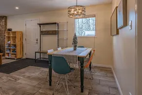 Pet friendly suite with sauna. Direct ski in/out - Image 3