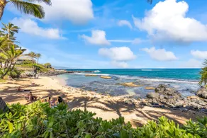North Shore retreat w/ lanai & beach access - Image 4