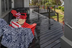 Gabo Views waterfront. - Image 4