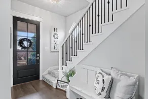 Spacious Country Getaway in the City! - Image 4