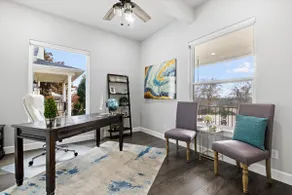 Spacious Country Getaway in the City! - Image 5