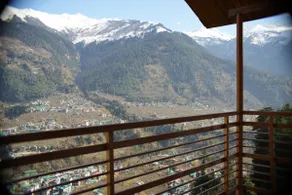 3 BedRoom Independent Private Apartment +Balcony - Image 2