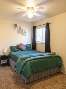Comfort and Convenient Haven in Temple - Image 5