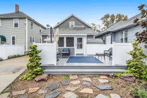 Spacious 3BR Downtown Muskegon Home Near the Lake - Image 5