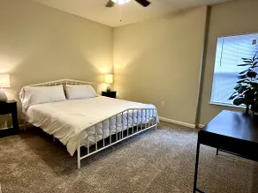 Comfy 3BR 2BA Apartment (Pool, Kitchen, Wi-FI) - Image 4