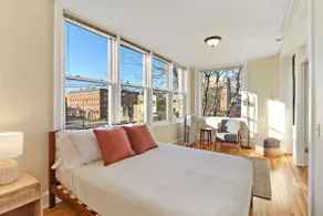 3 Bedroom Apartment | Waukegan Downtown Views - Image 3