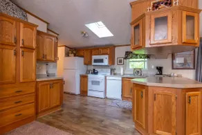Appalachian - Family Cabin with Hot Tub & Fishing - Image 3