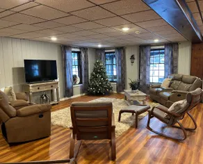 Spacious home on Mora Lake - Image 3