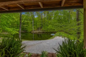 Couple's Romantic Lake Cabin & Hot Tub - Angler's - Image 5