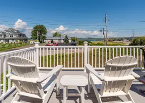 Lobster Boats & Harbor View Pine Point Home - Image 3