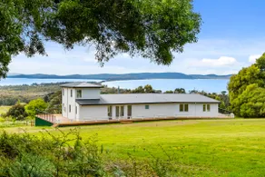 Dreamscapes on Bruny Island - Image 2