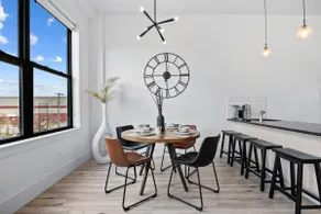 Lux Stay Near NYC - Patio, Gym & Free Parking - Image 4