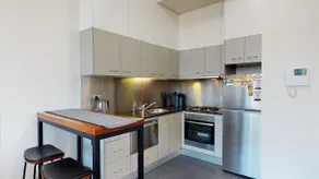 Entire 1 bed apartment with private balcony - Image 4