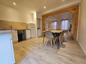 Duplex with 2 parking spaces - Image 3