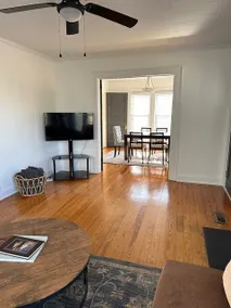 Entire House in town with charm and convenience. - Image 3
