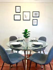 Walk to Downtown Royal Oak | Garage + Fast WiFi - Image 4