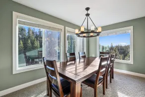 Luxury 4BR | BBQ, Hot Tub & Lake Views | Sleeps 8 - Image 3