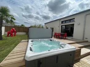 Loft house with Jacuzzi & garden – 10 min from Rennes - Image 3