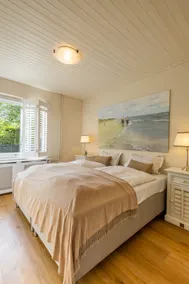 Summer House, Bright and Fresh - Image 5