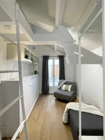 Courtyard cottage - Image 2