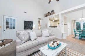 Sweet Southern Comfort w/ King bed and Garage - Image 3